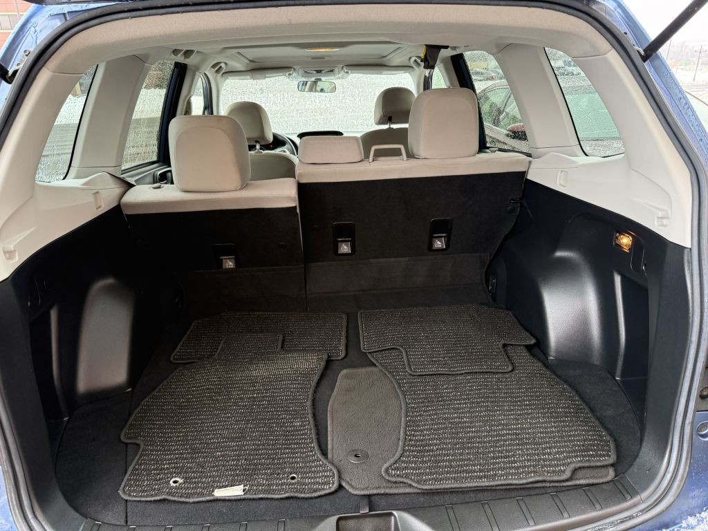 2017 Subaru Forester Image 14