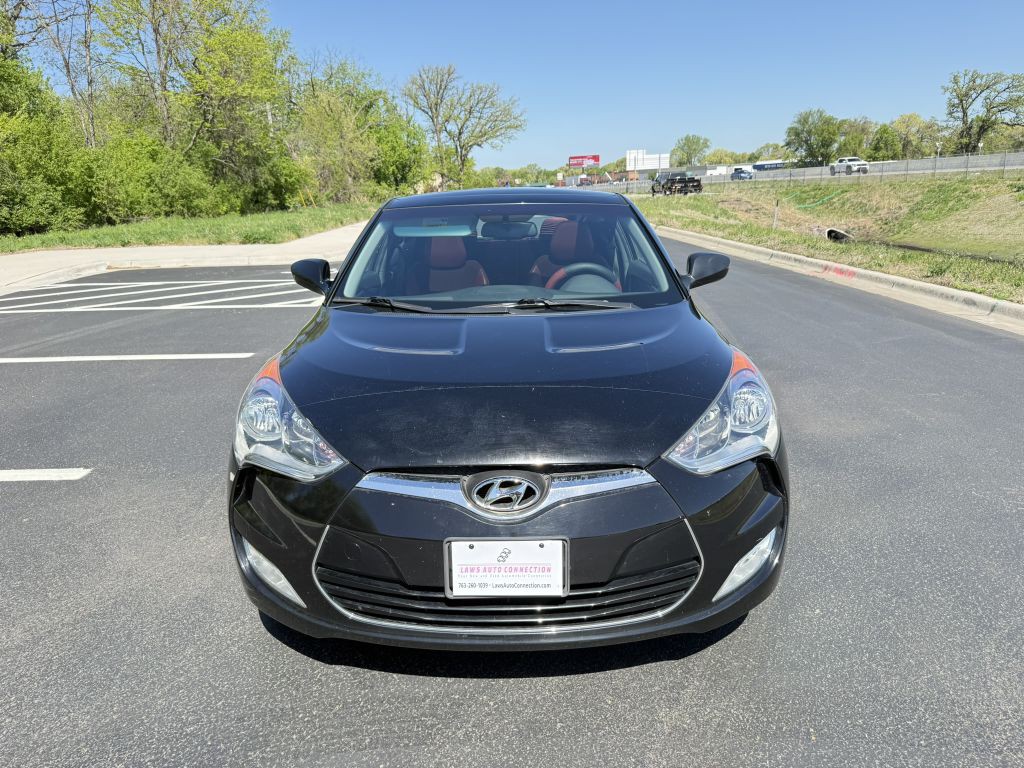 2012 Hyundai Veloster Image 2