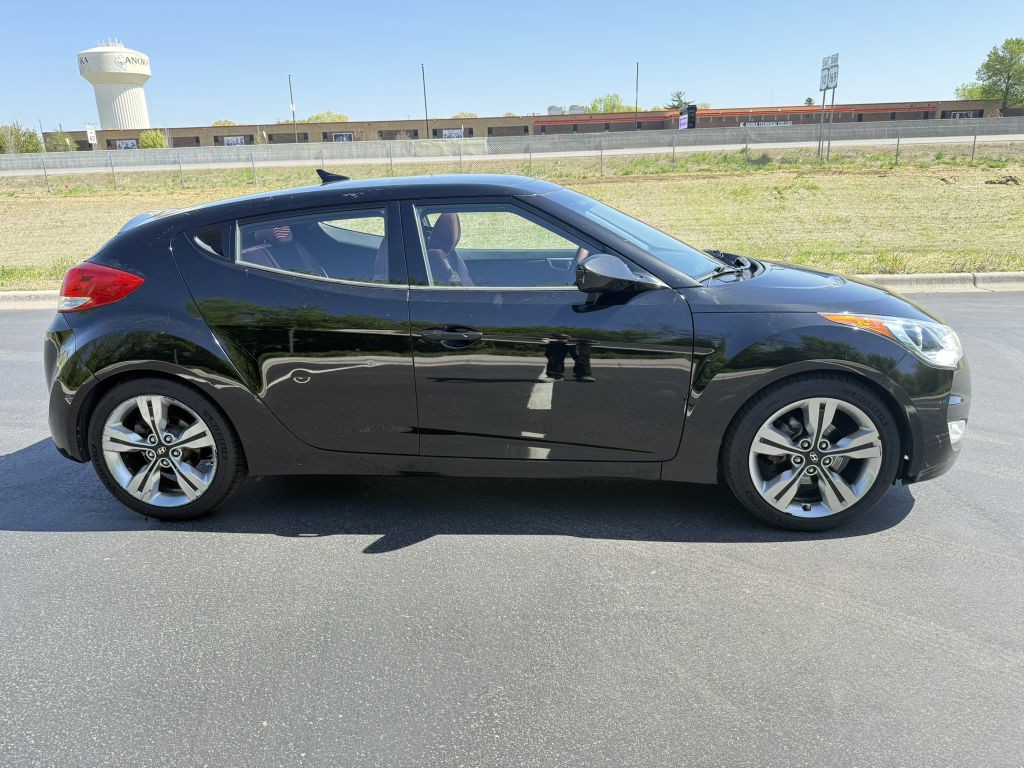 2012 Hyundai Veloster Image 5