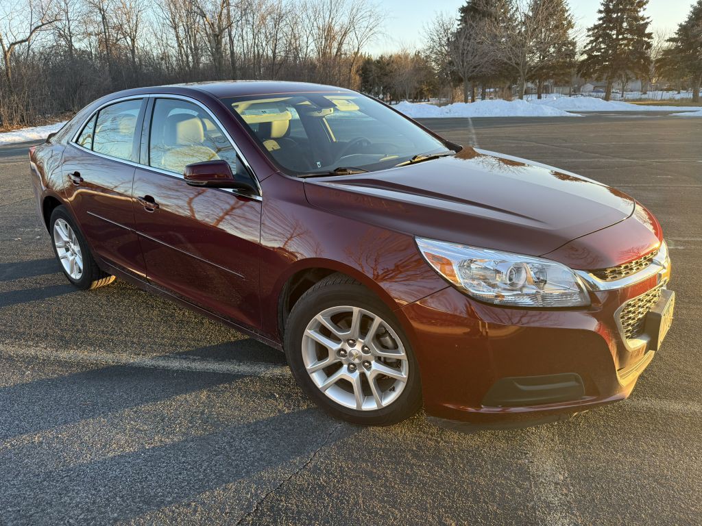 2015 Chevrolet Malibu Image 1