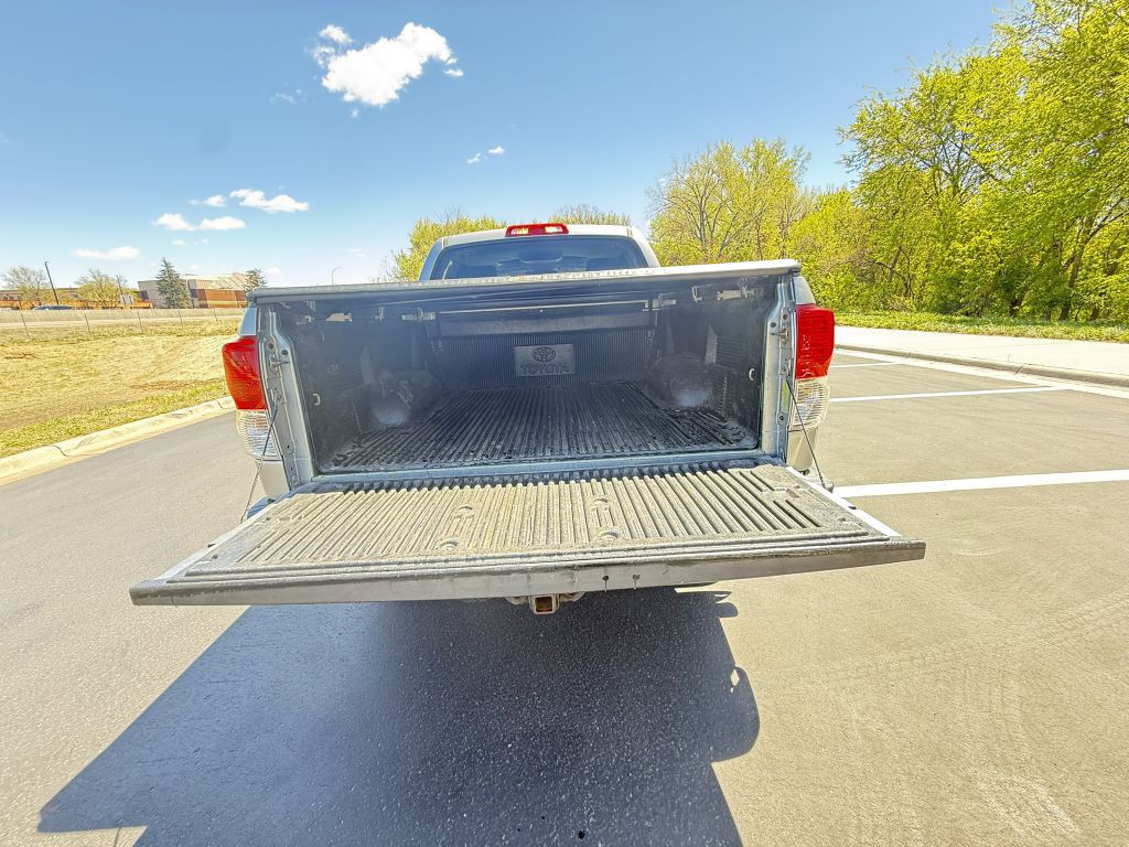 2010 Toyota Tundra Image 12