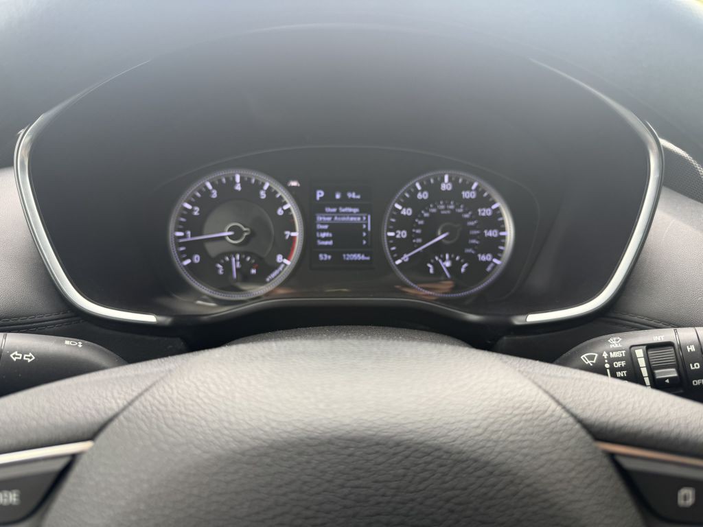 2019 Hyundai Santa Fe Image 3