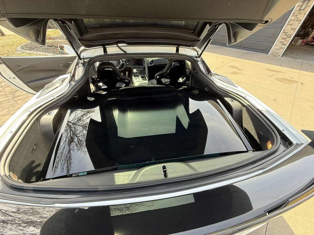 2017 Chevrolet Corvette Image 8