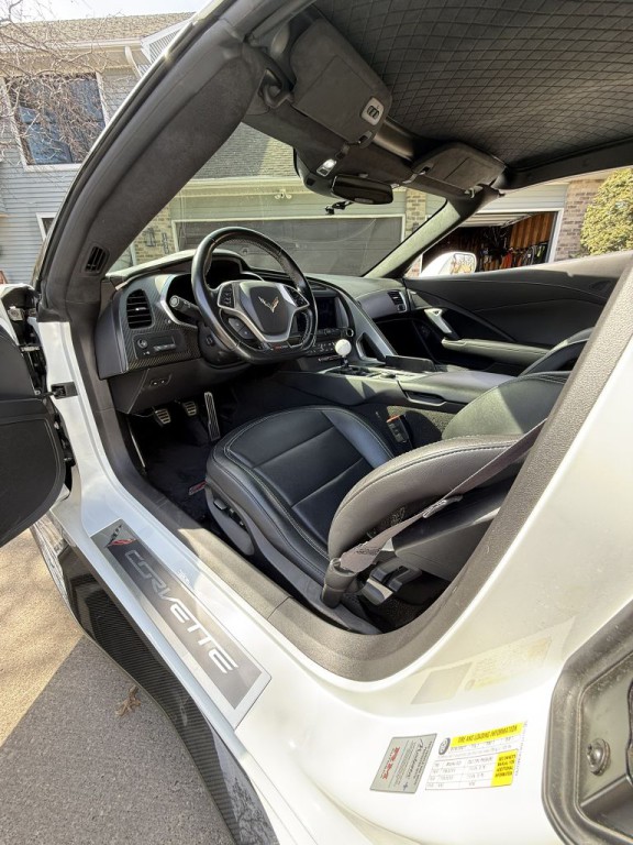 2017 Chevrolet Corvette Image 9