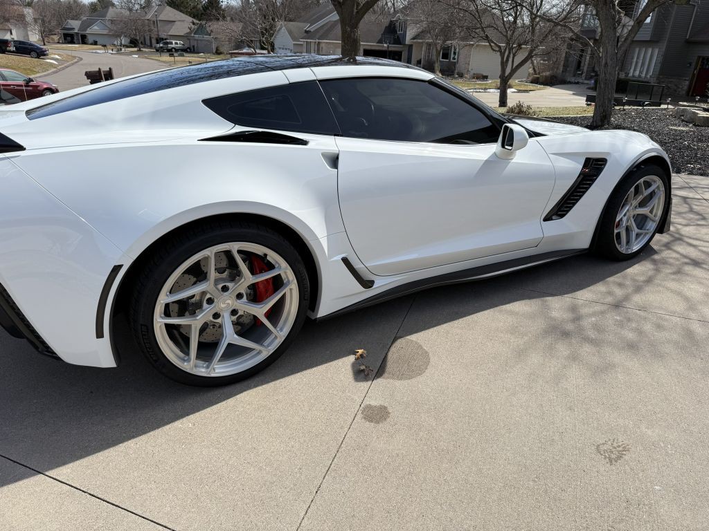 2017 Chevrolet Corvette Image 16