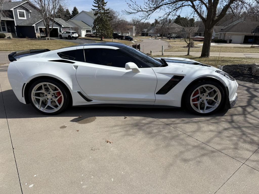 2017 Chevrolet Corvette Image 17