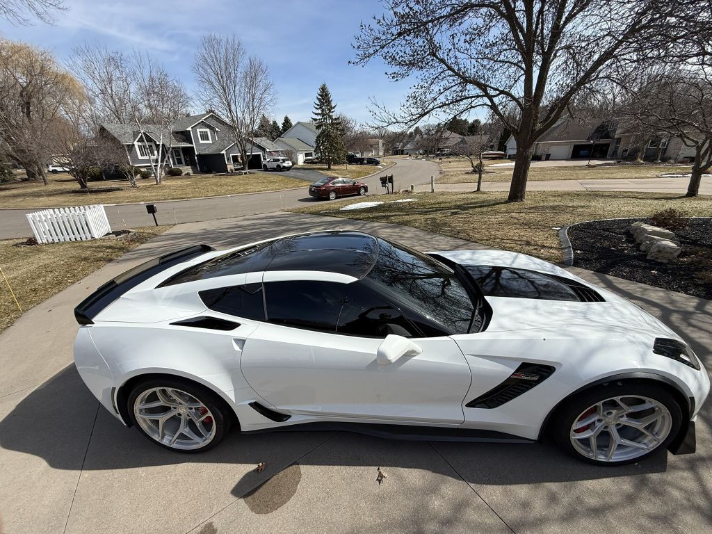2017 Chevrolet Corvette Image 18