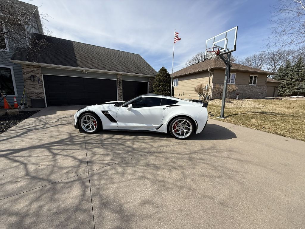 2017 Chevrolet Corvette Image 21