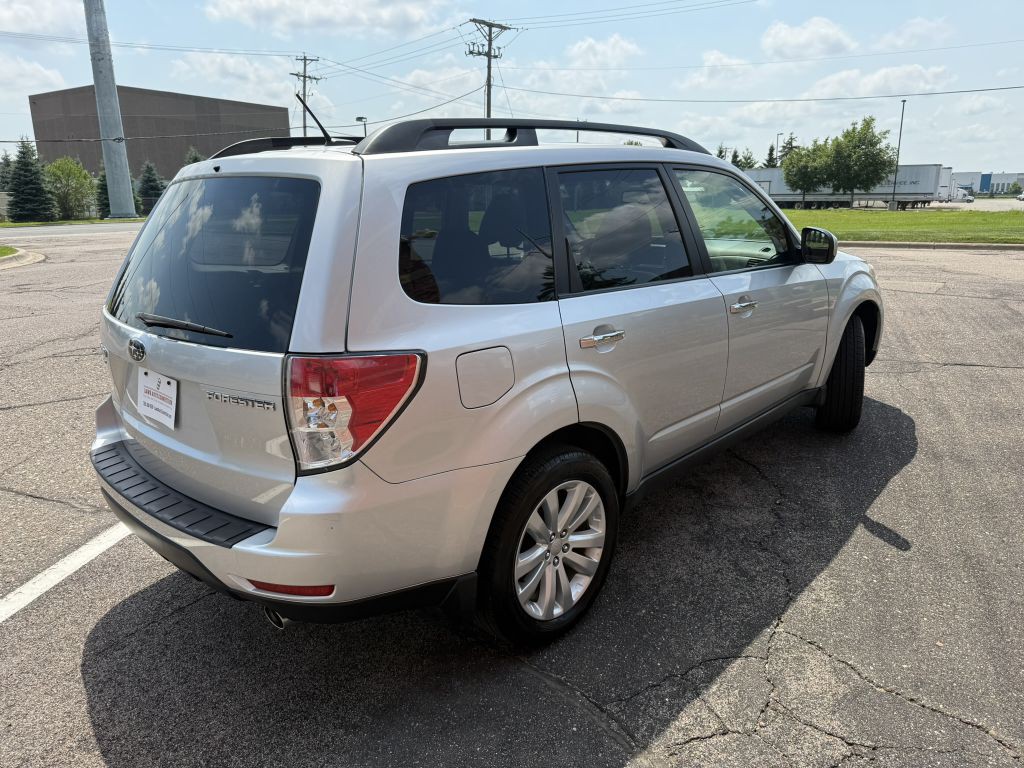 2011 Subaru Forester Image 5