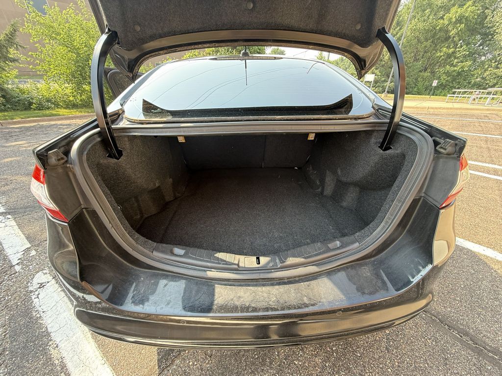 2014 Ford Fusion Image 9