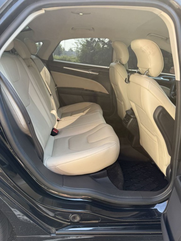 2014 Ford Fusion Image 12