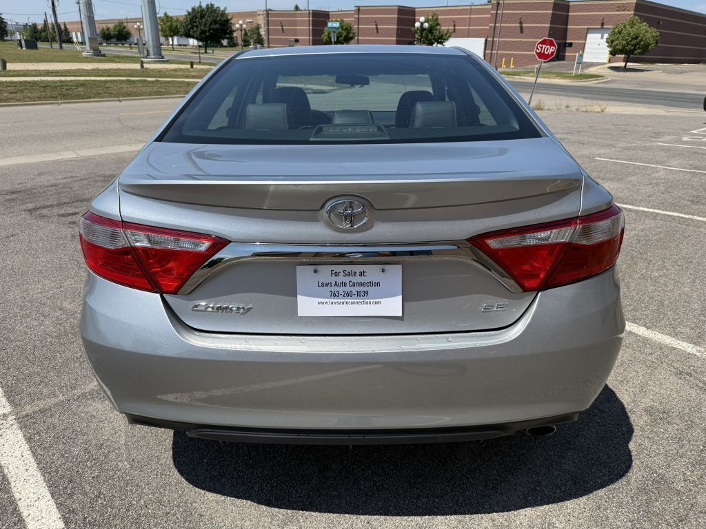 2015 Toyota Camry Image 6