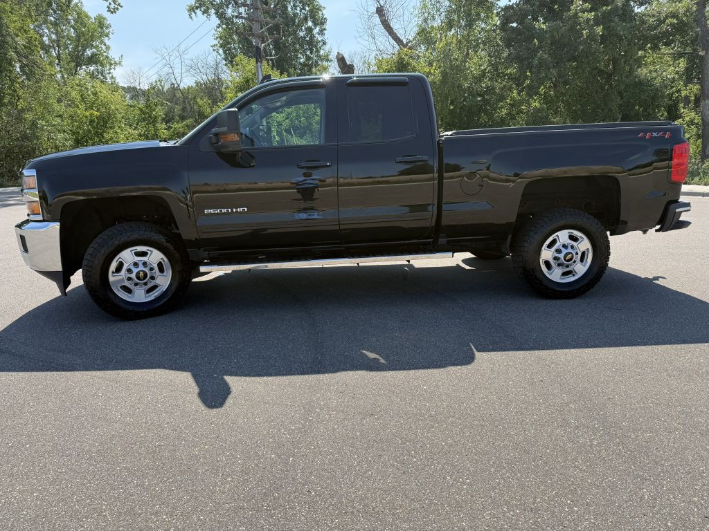2019 Chevrolet Silverado 1500 Image 3
