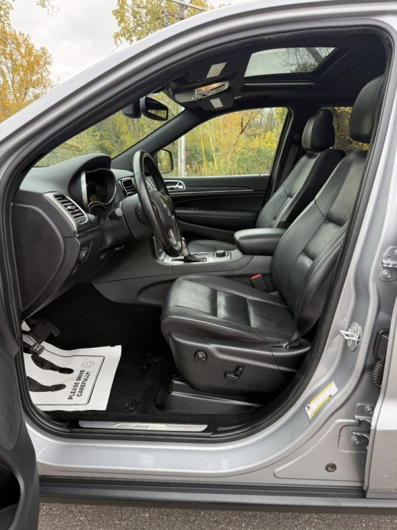 2020 Jeep Grand Cherokee Image 15