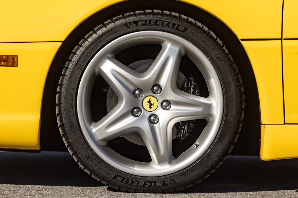1999 Ferrari F355 Image 23