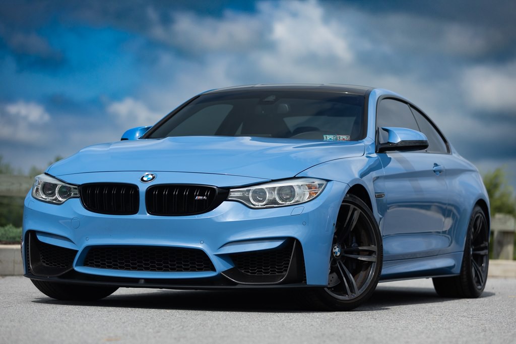 2017 BMW M4 Image 1