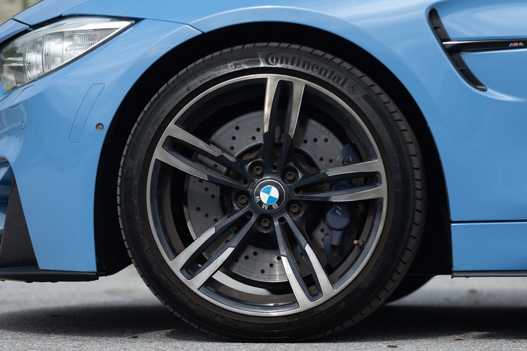 2017 BMW M4 Image 15