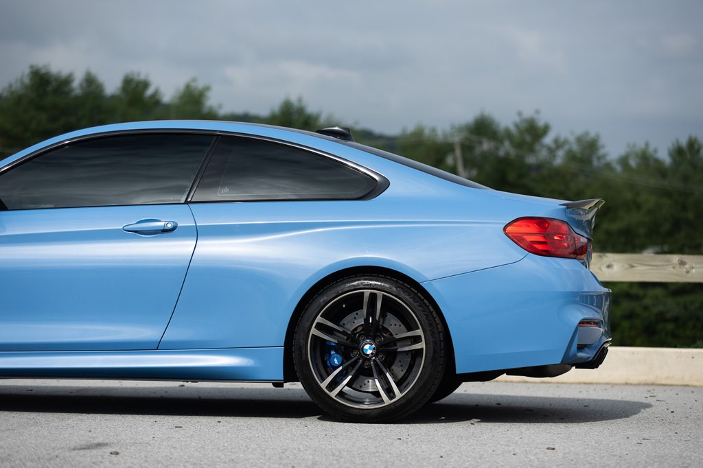 2017 BMW M4 Image 17