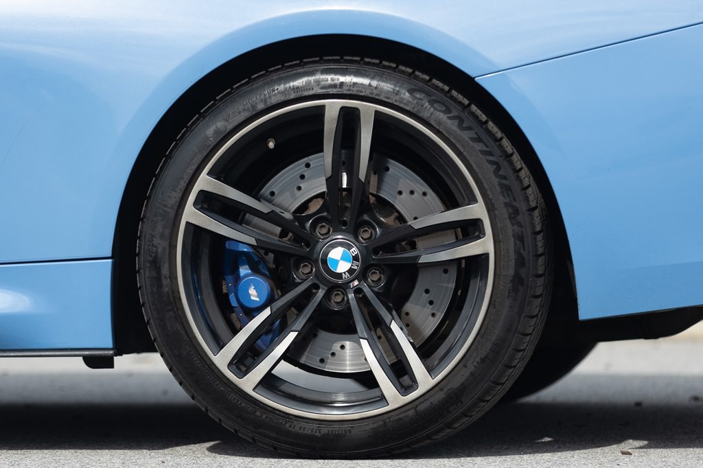2017 BMW M4 Image 18