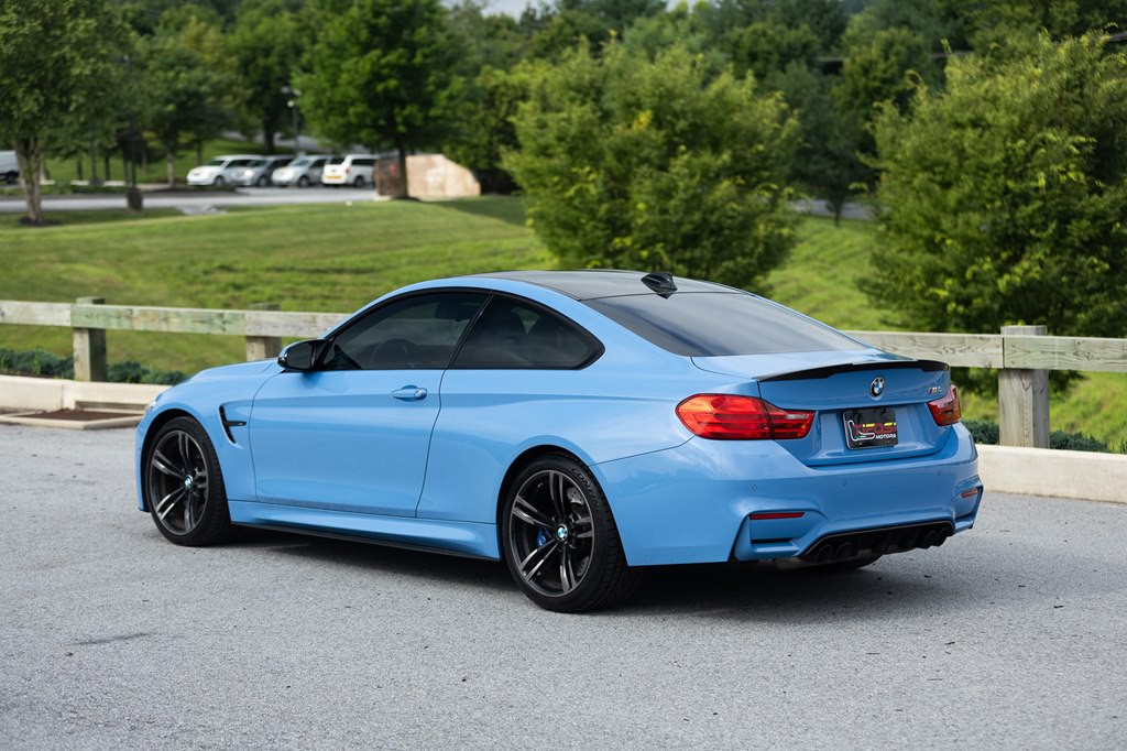 2017 BMW M4 Image 19
