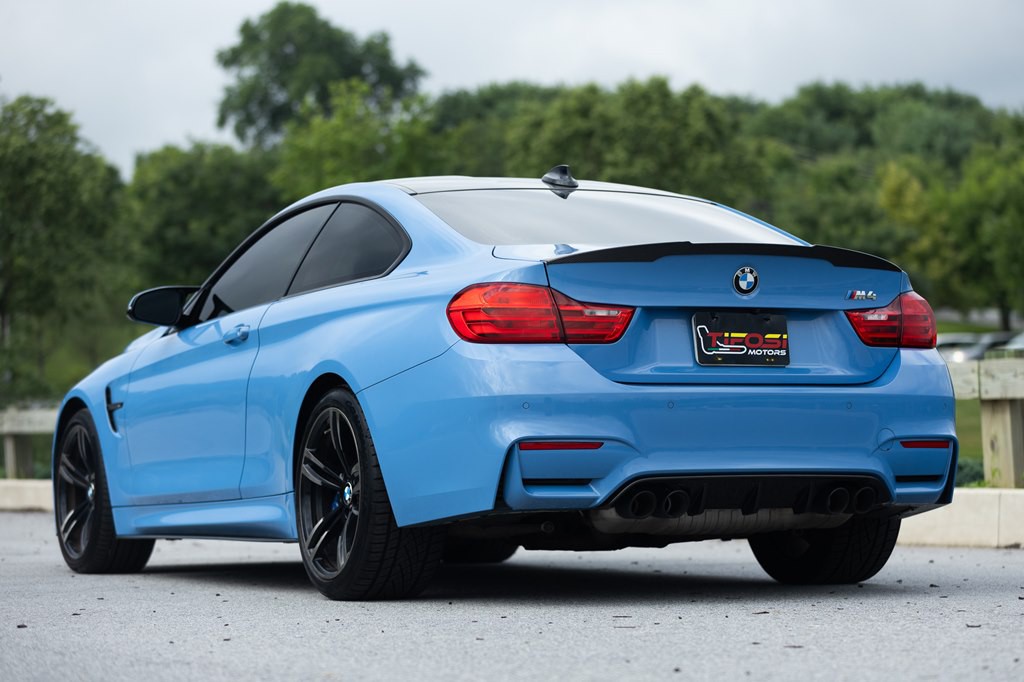 2017 BMW M4 Image 22