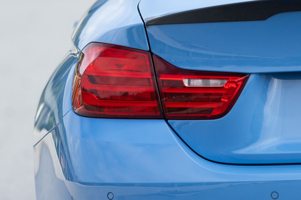 2017 BMW M4 Image 29