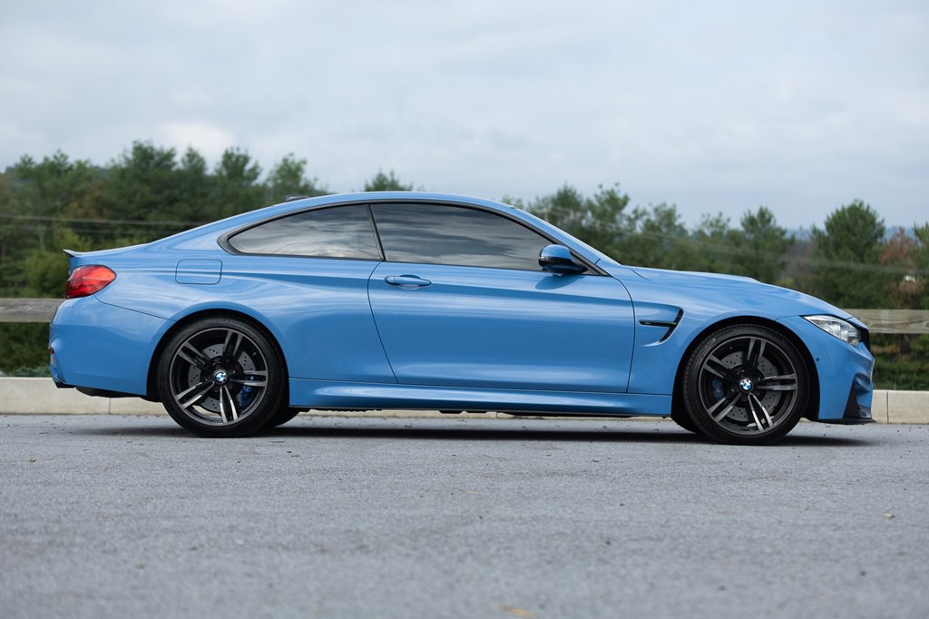 2017 BMW M4 Image 39