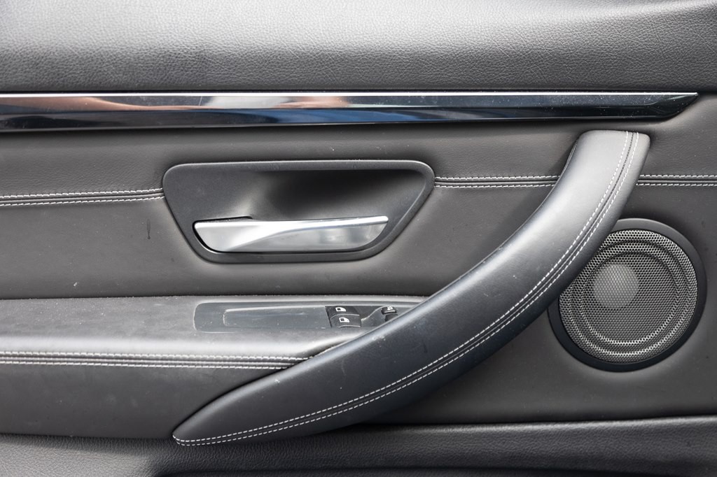 2017 BMW M4 Image 44