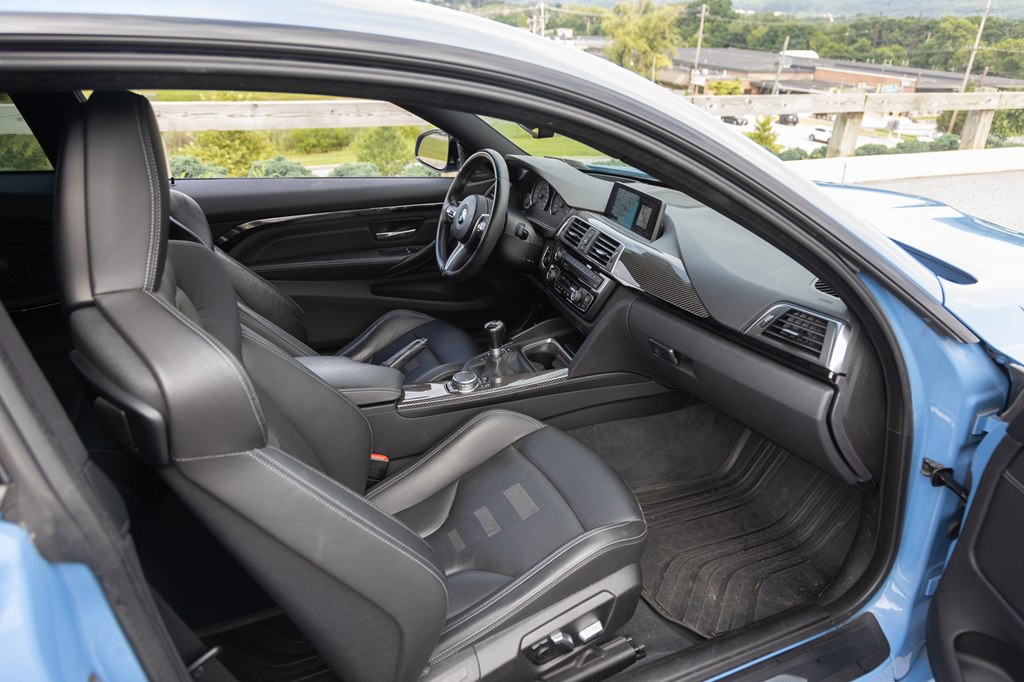 2017 BMW M4 Image 52