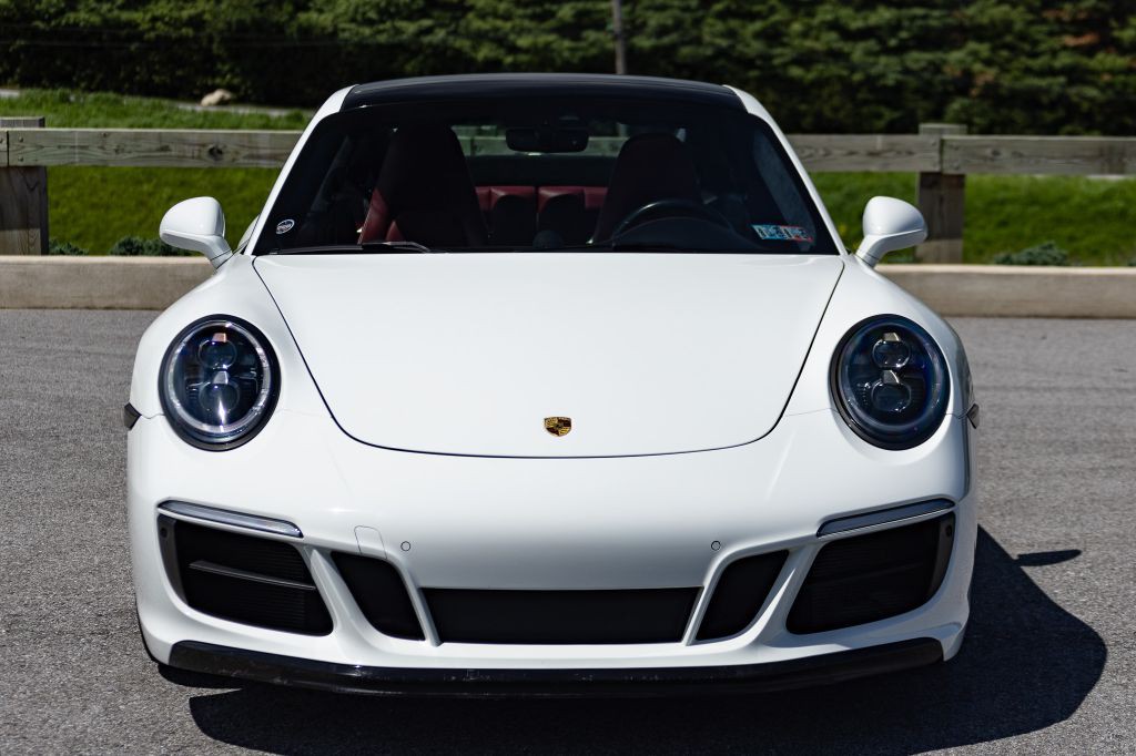 2019 Porsche 911 Image 2