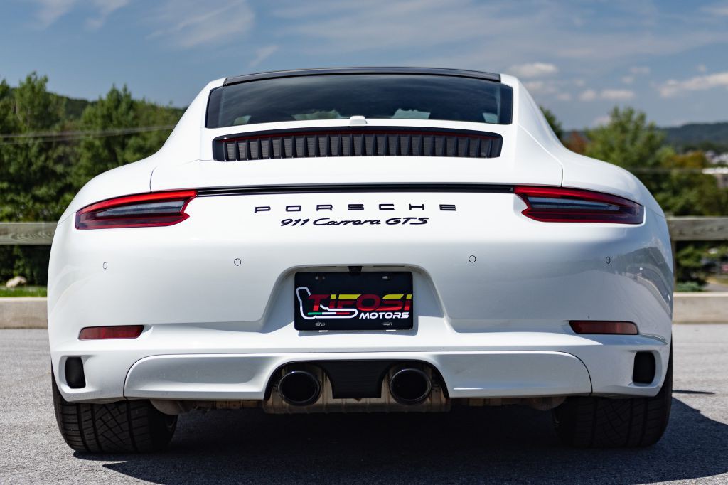 2019 Porsche 911 Image 3