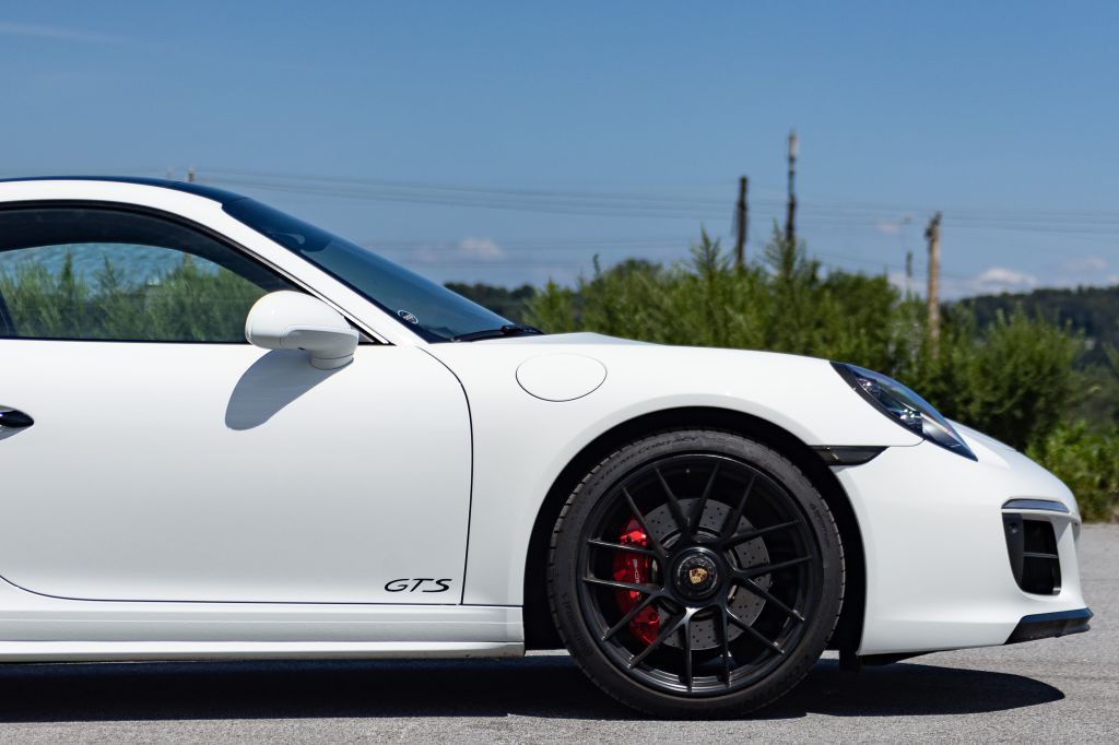 2019 Porsche 911 Image 13