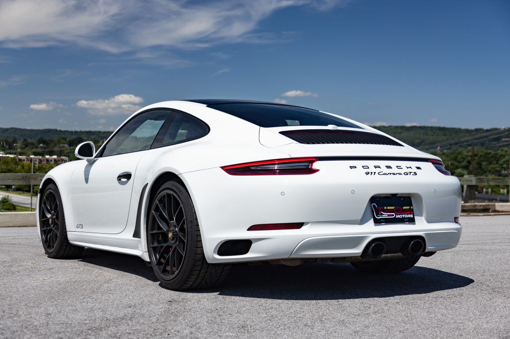 2019 Porsche 911 Image 34