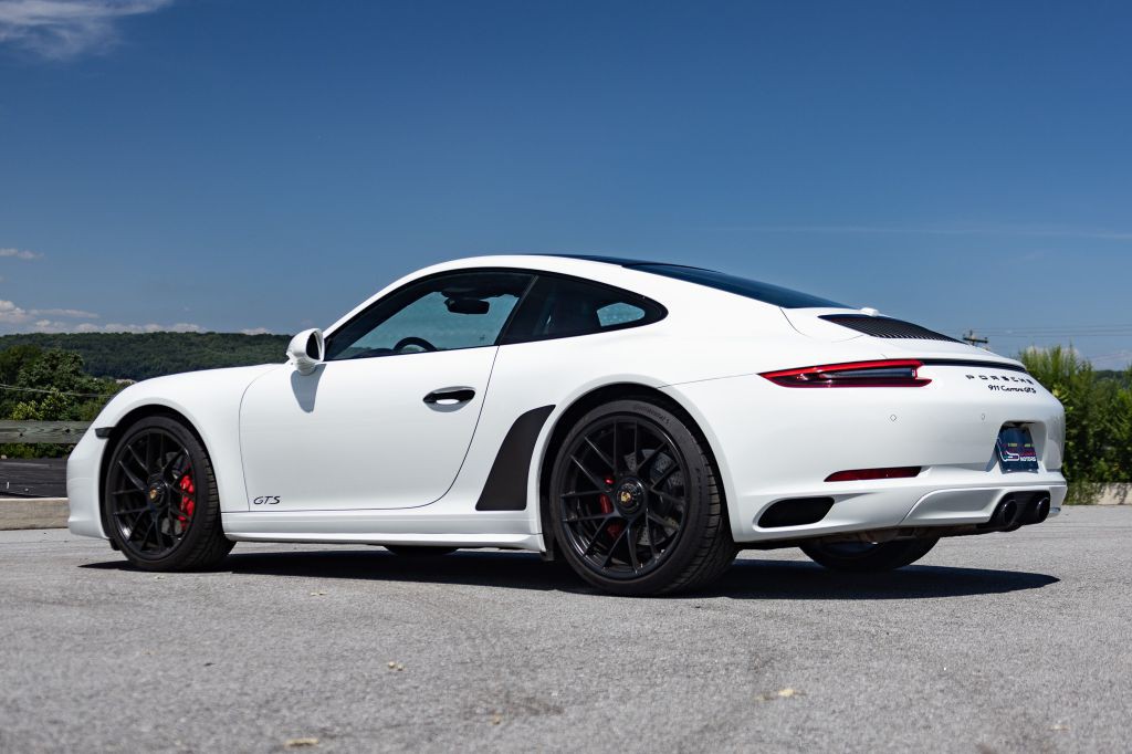 2019 Porsche 911 Image 37