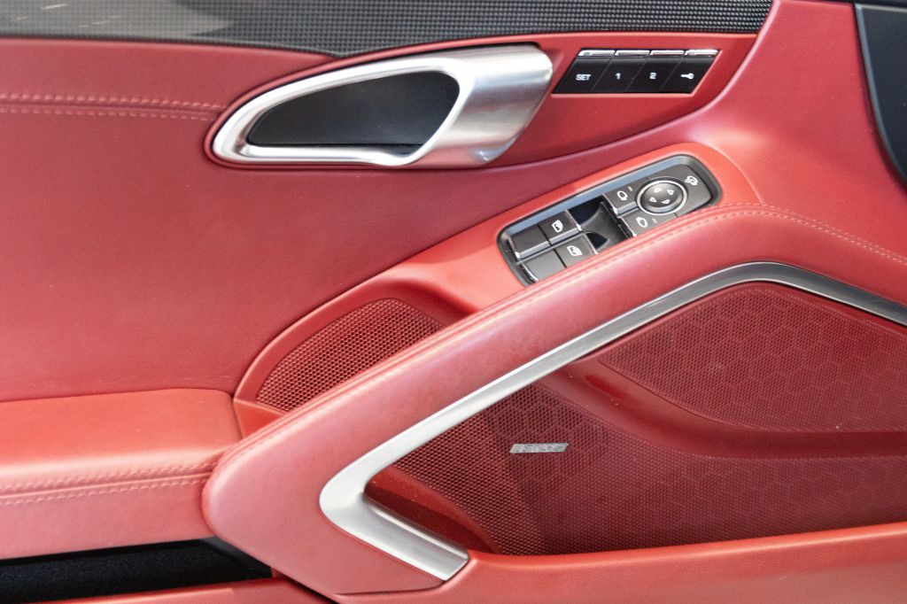 2019 Porsche 911 Image 47