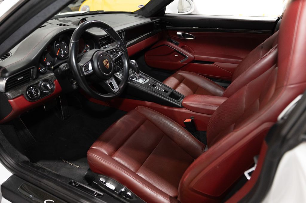 2019 Porsche 911 Image 66