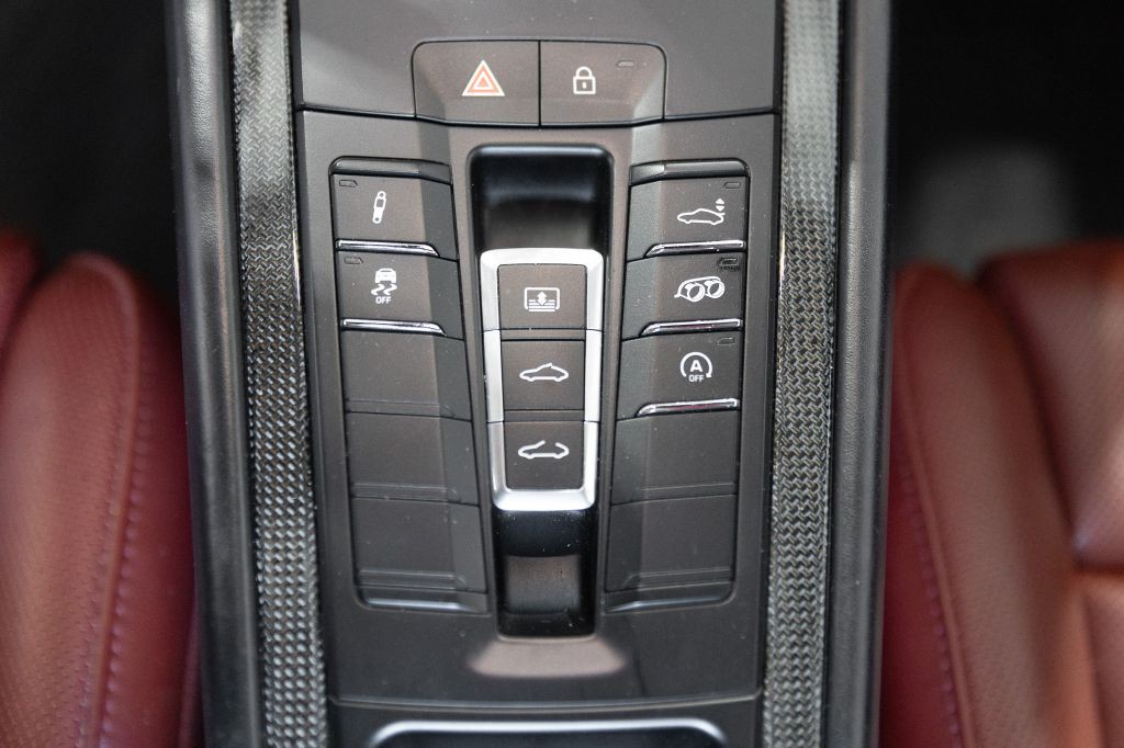 2019 Porsche 911 Image 92