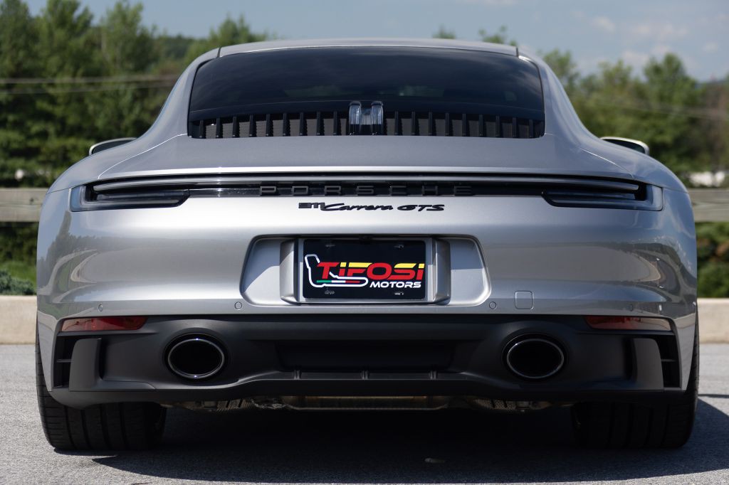 2022 Porsche 911 Image 6