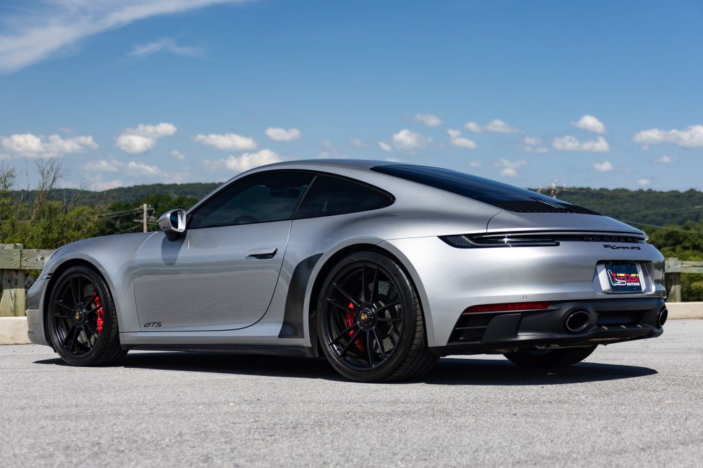 2022 Porsche 911 Image 9