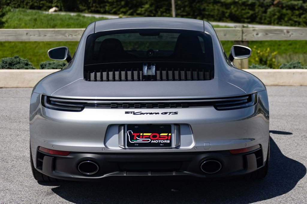 2022 Porsche 911 Image 13