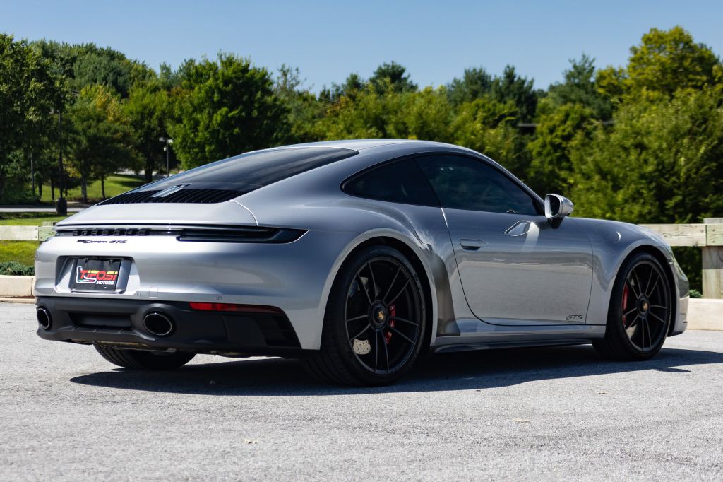 2022 Porsche 911 Image 18
