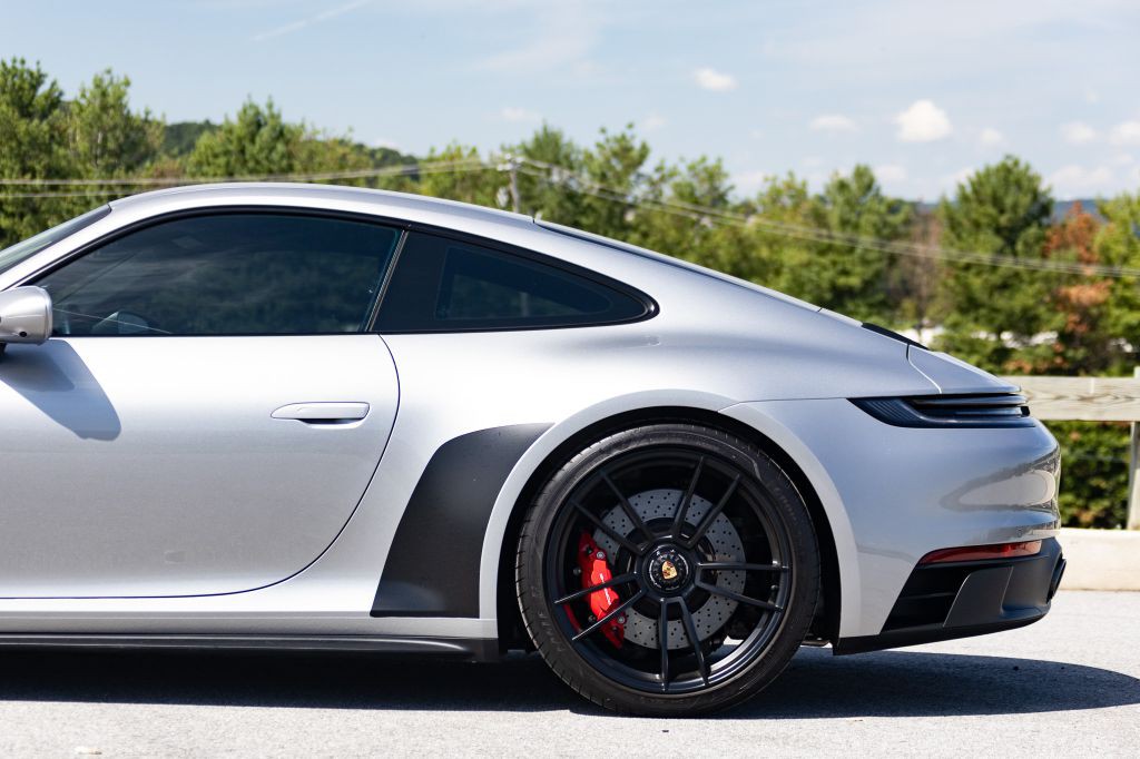 2022 Porsche 911 Image 35
