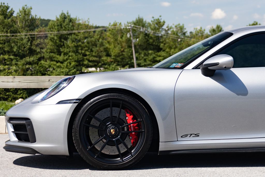 2022 Porsche 911 Image 38
