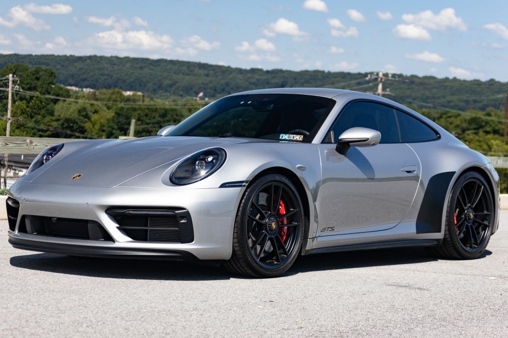 2022 Porsche 911 Image 40
