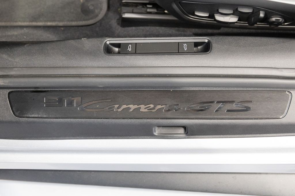 2022 Porsche 911 Image 83