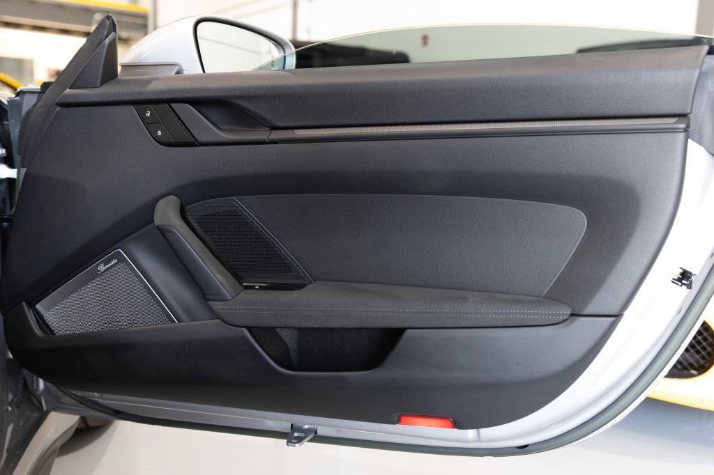 2022 Porsche 911 Image 87