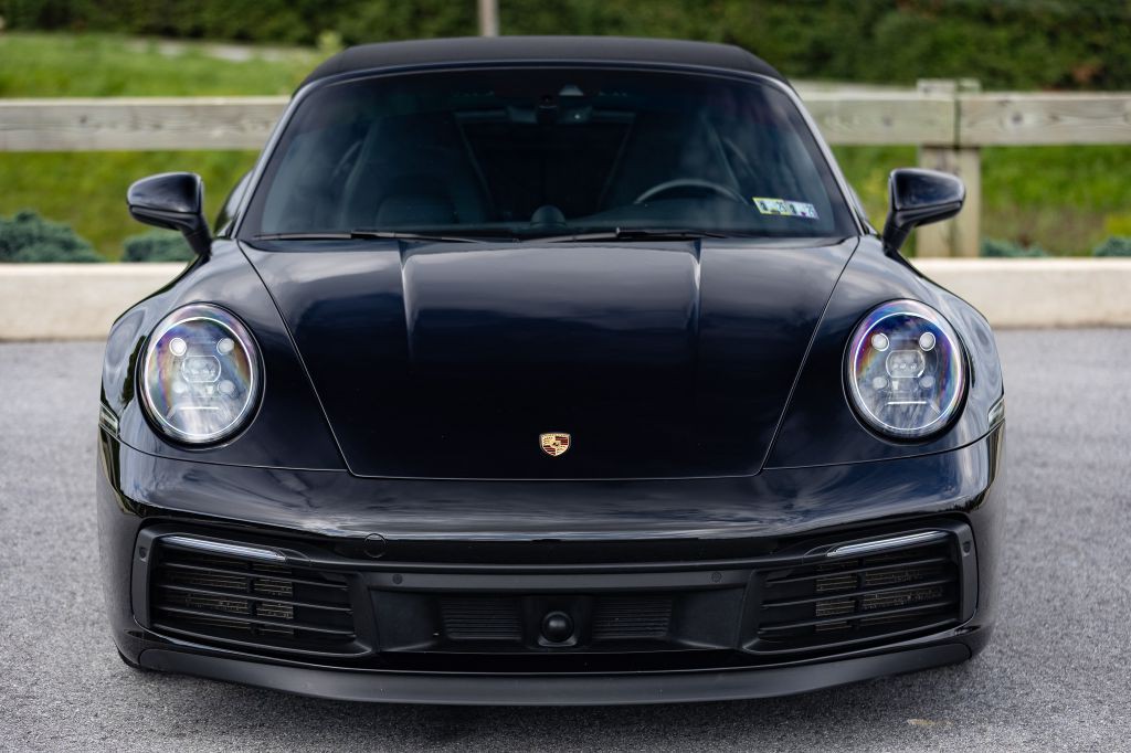 2020 Porsche 911 Image 2