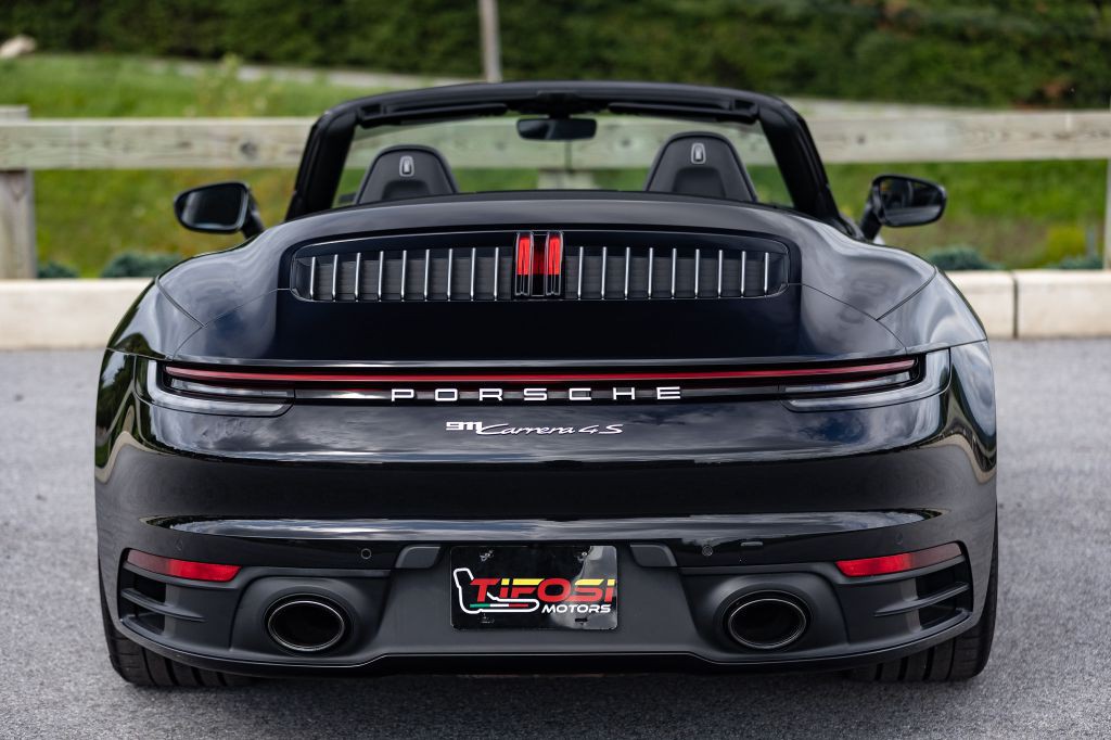 2020 Porsche 911 Image 5