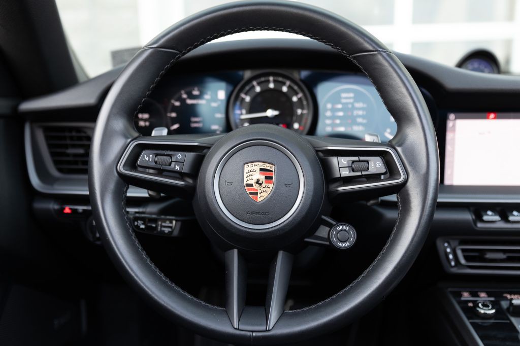 2020 Porsche 911 Image 7