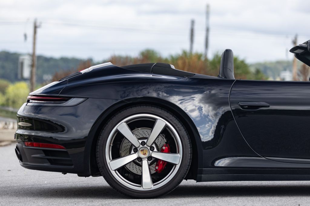 2020 Porsche 911 Image 8